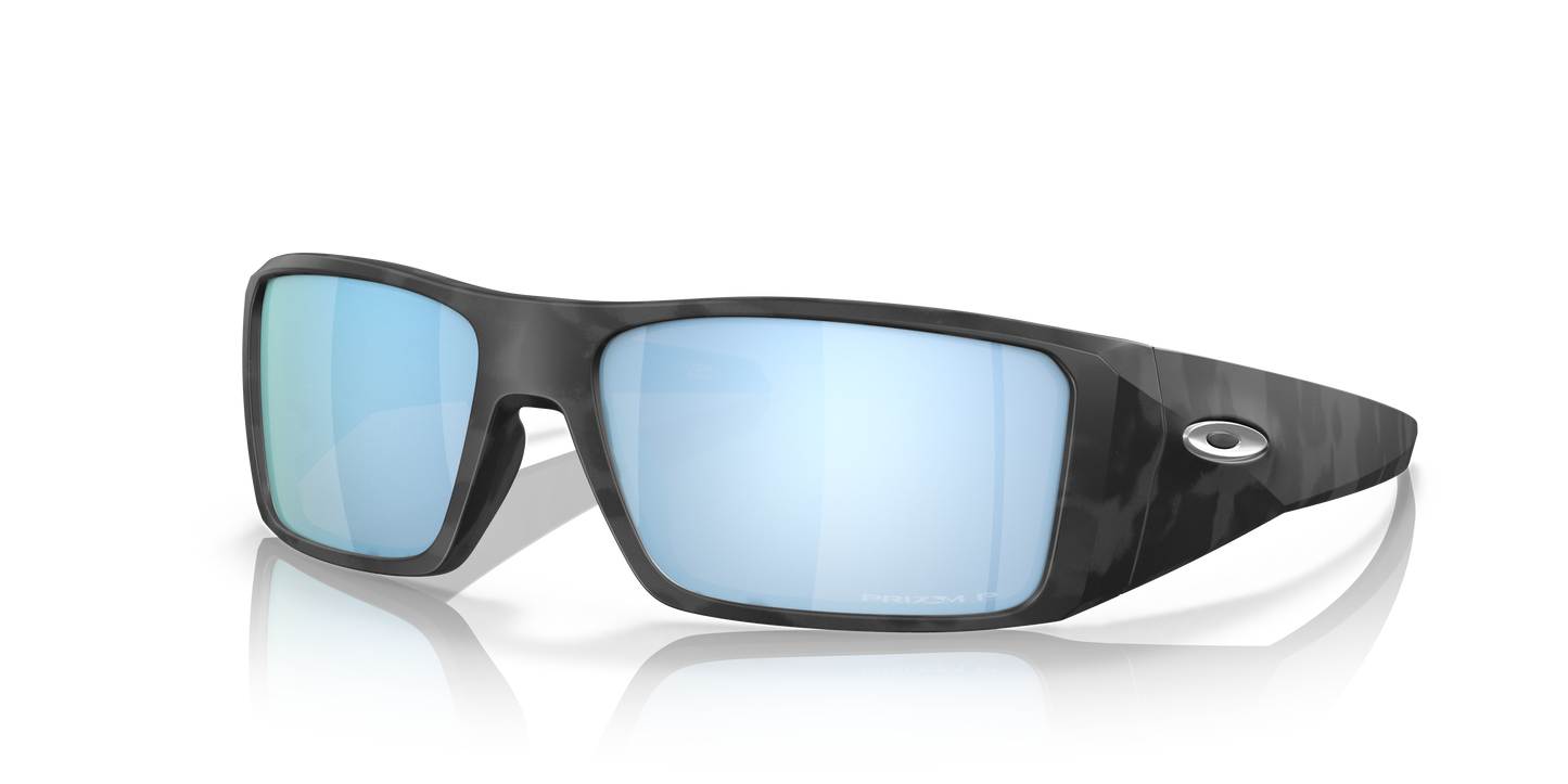 Oakley OO9231 Heliostat Men's Rectangle Prizm Sunglasses - Matte Black Camo Frame