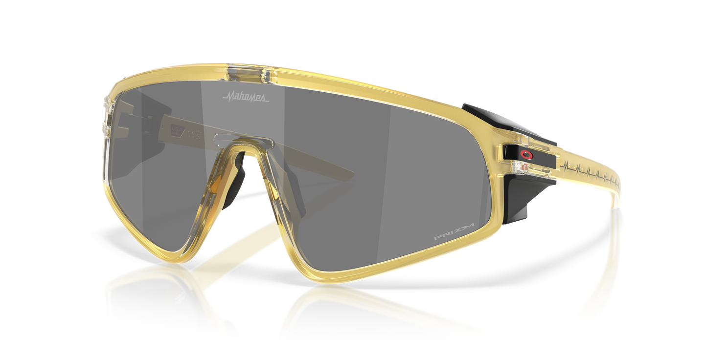 Oakley OO9404 Latch Panel Patrick Mahomes II Collection Unisex Shield Prizm Sunglasses