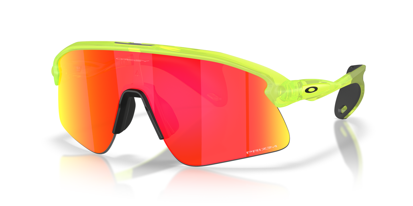 Oakley OO9517 Stunt Devil Unisex Rectangle Prizm Sunglasses - Matte Black Frame